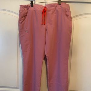 Figs Chalk Pink XXL Tall Kades and XXL Rafaela